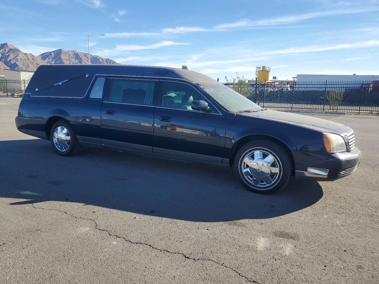 2001 CADILLAC Professional Chassis