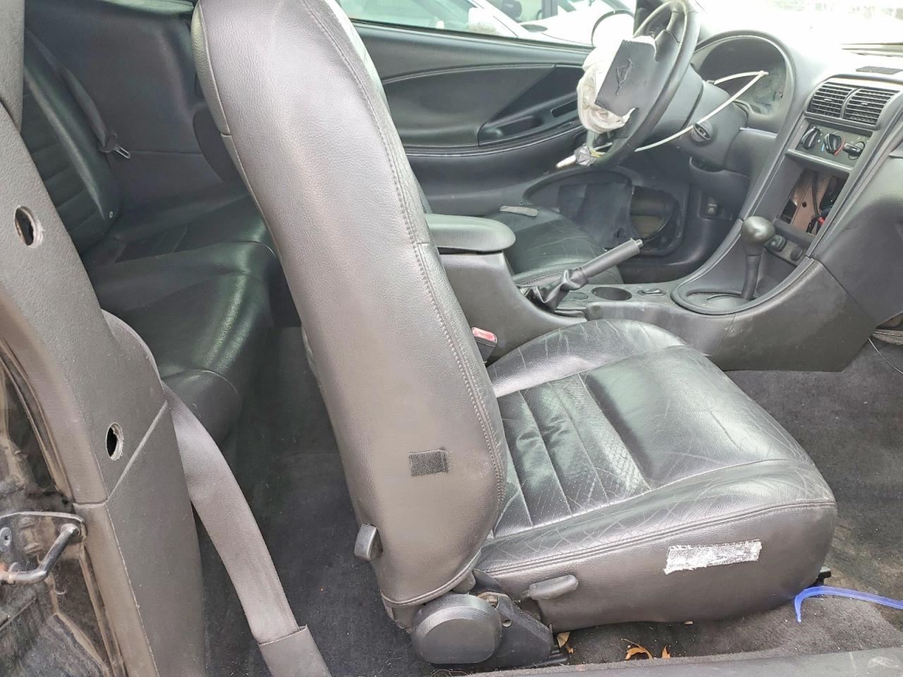 2004 FORD MUSTANG