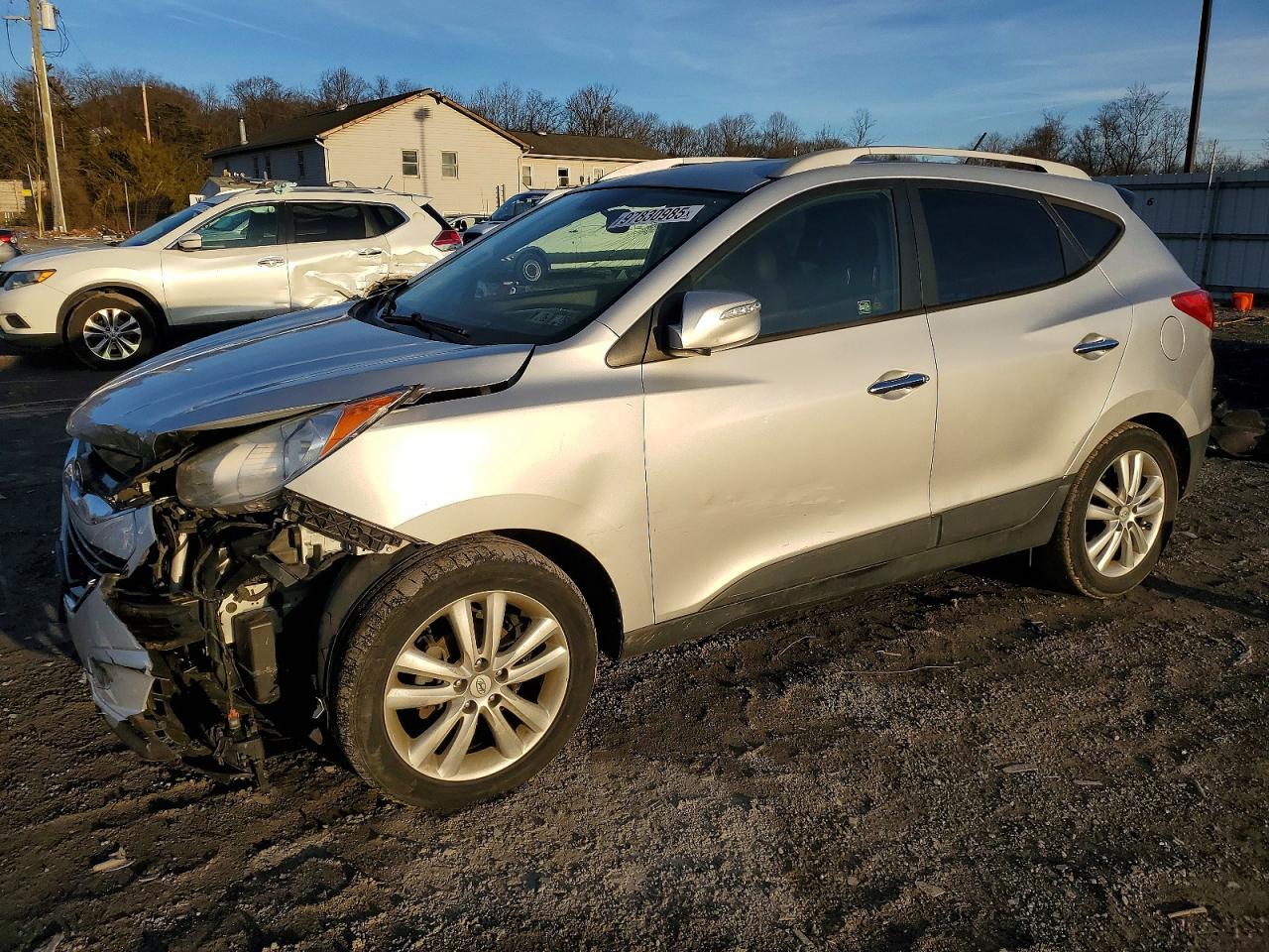 2011 HYUNDAI TUCSON