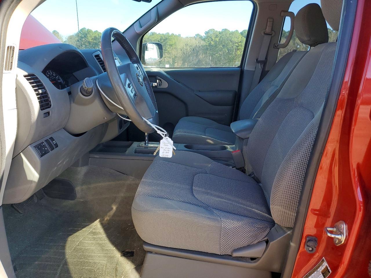 2017 NISSAN Frontier