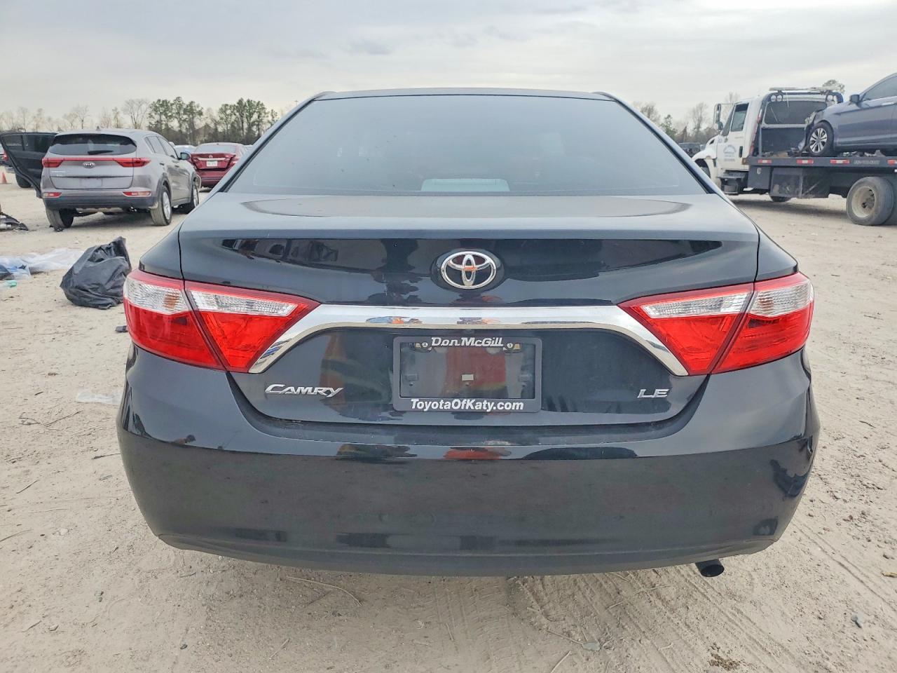 2017 TOYOTA CAMRY