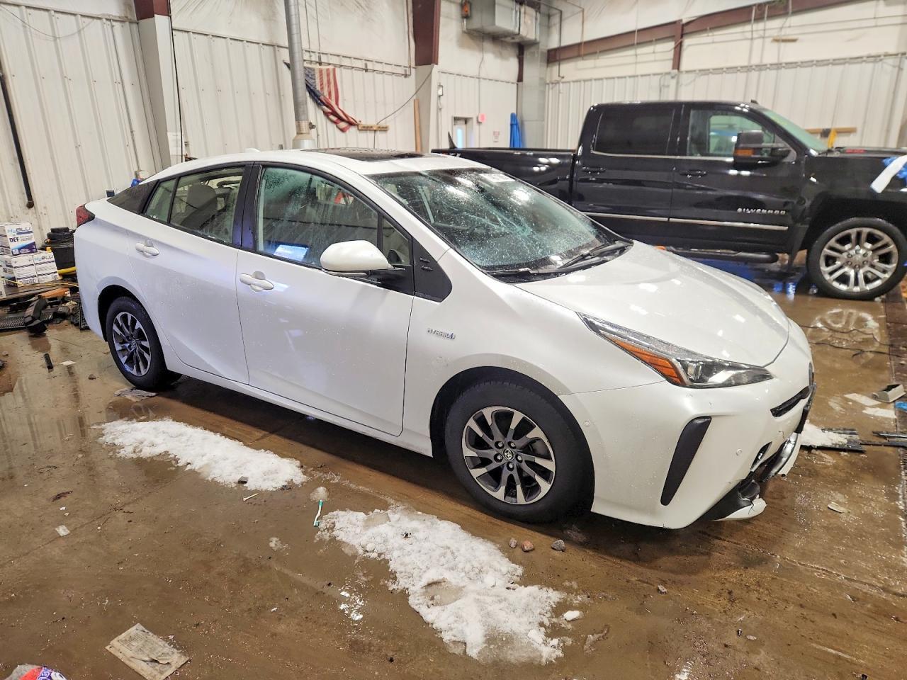 2021 TOYOTA PRIUS