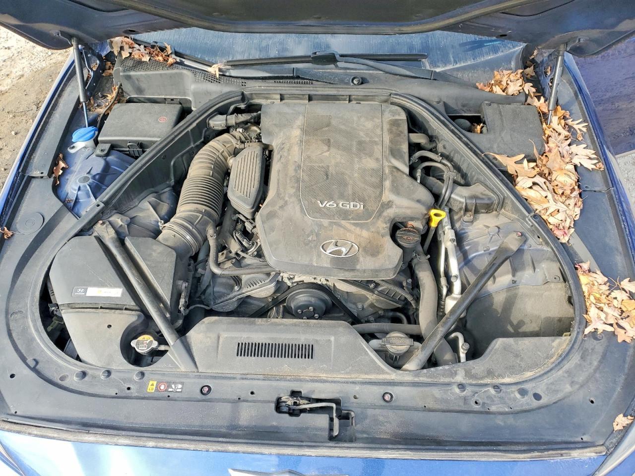2015 HYUNDAI GENESIS