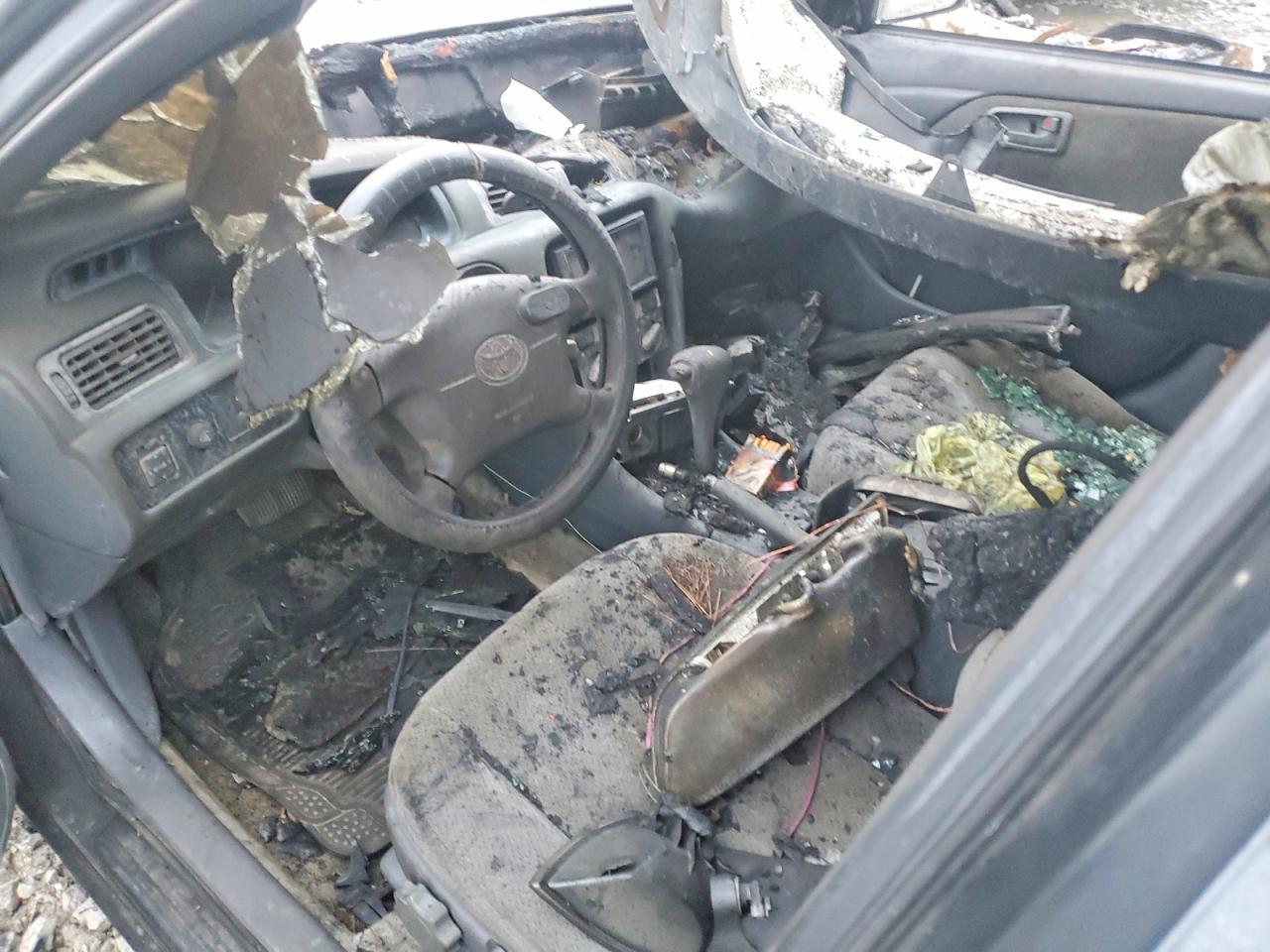 2000 TOYOTA CAMRY