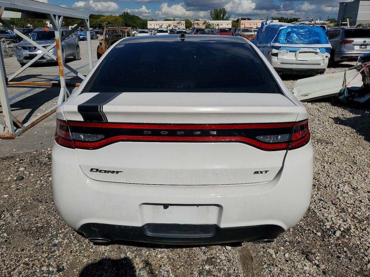 2013 DODGE Dart