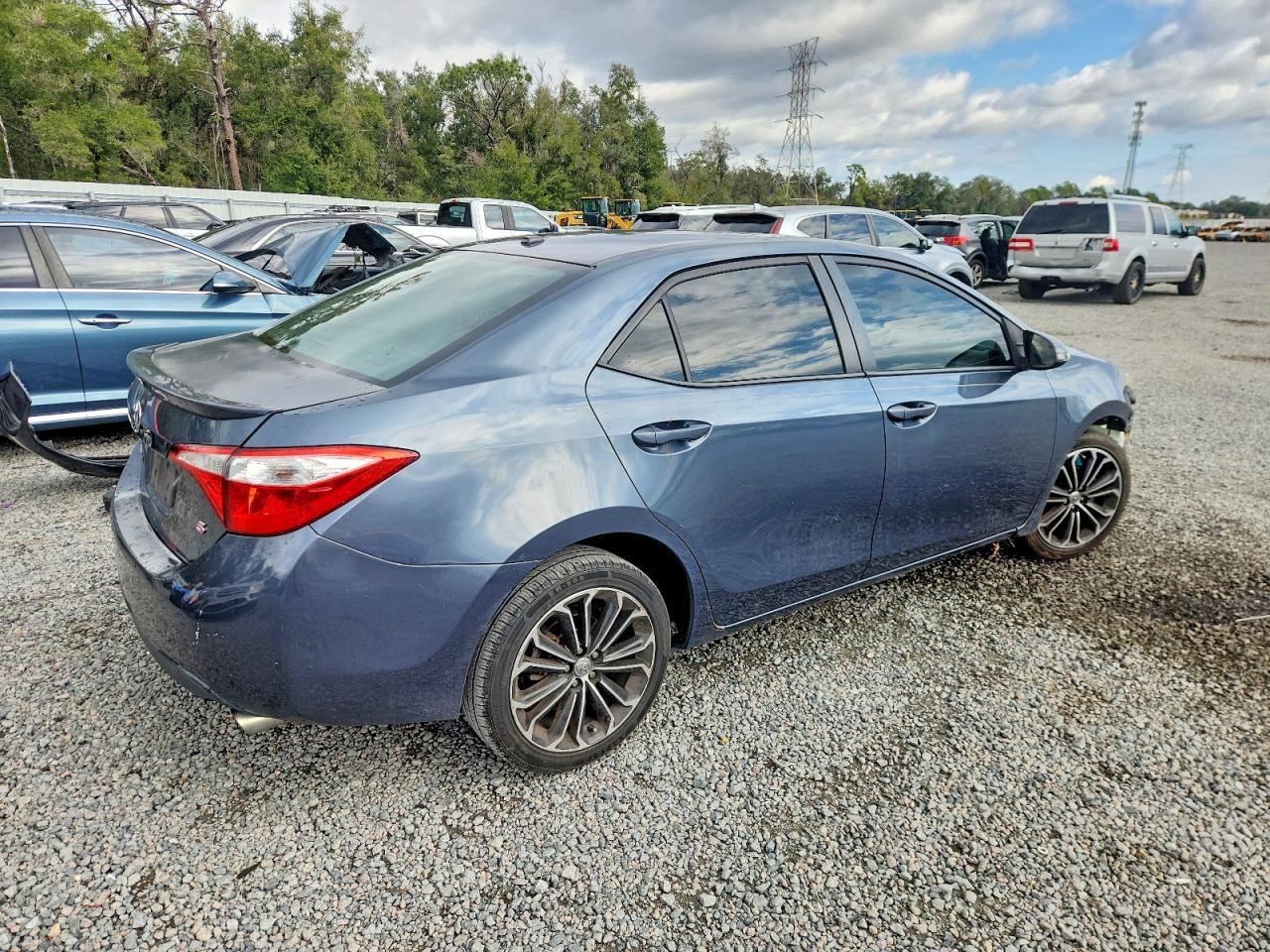 2014 TOYOTA COROLLA