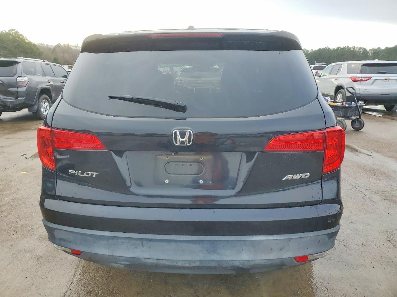 2017 HONDA PILOT