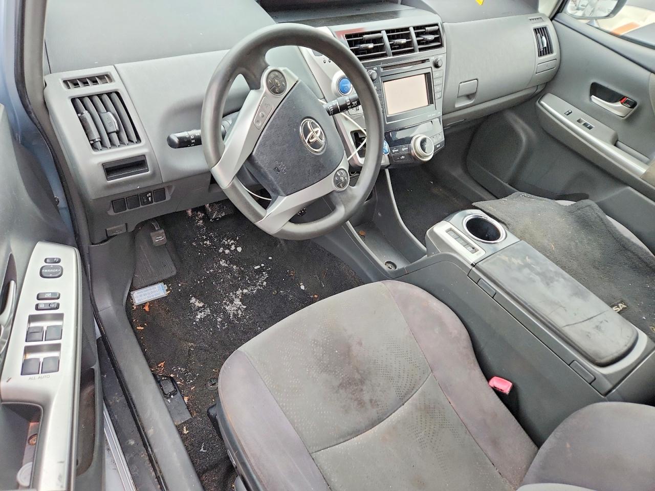 2012 TOYOTA PRIUS V