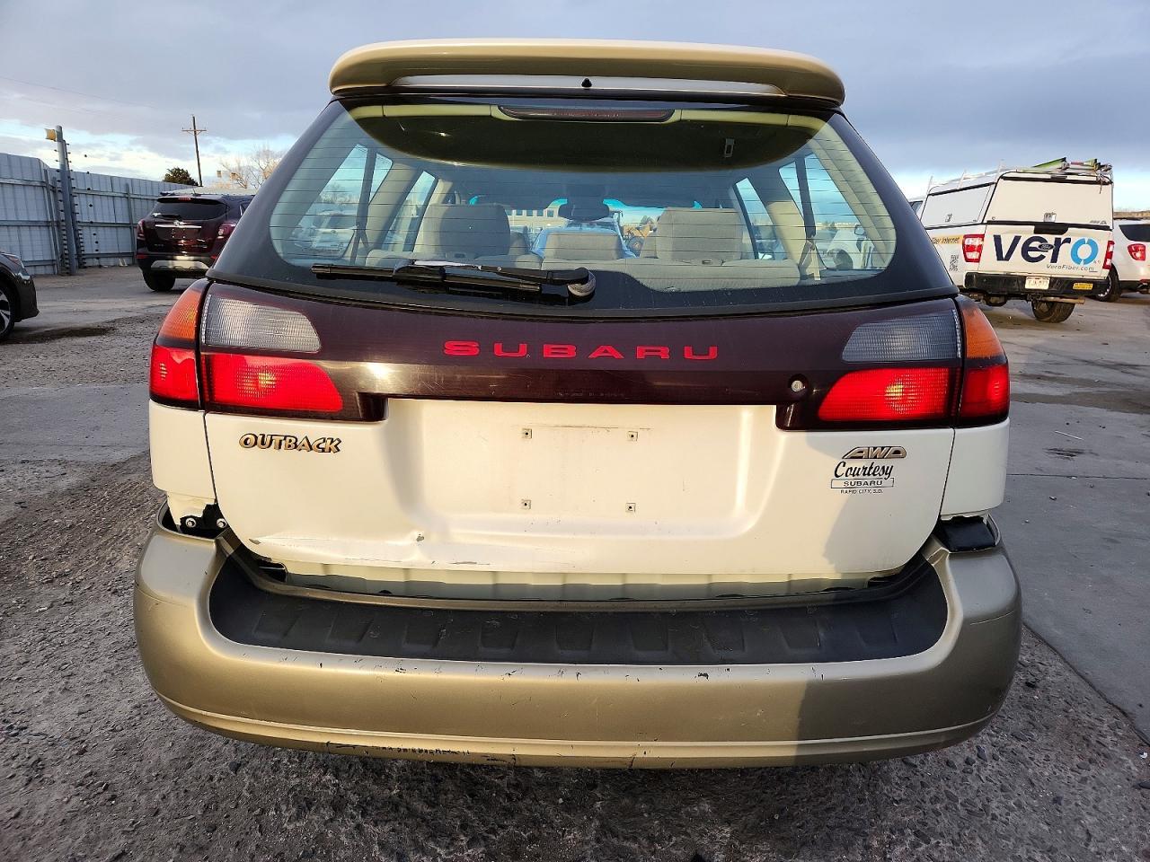 2002 SUBARU Legacy