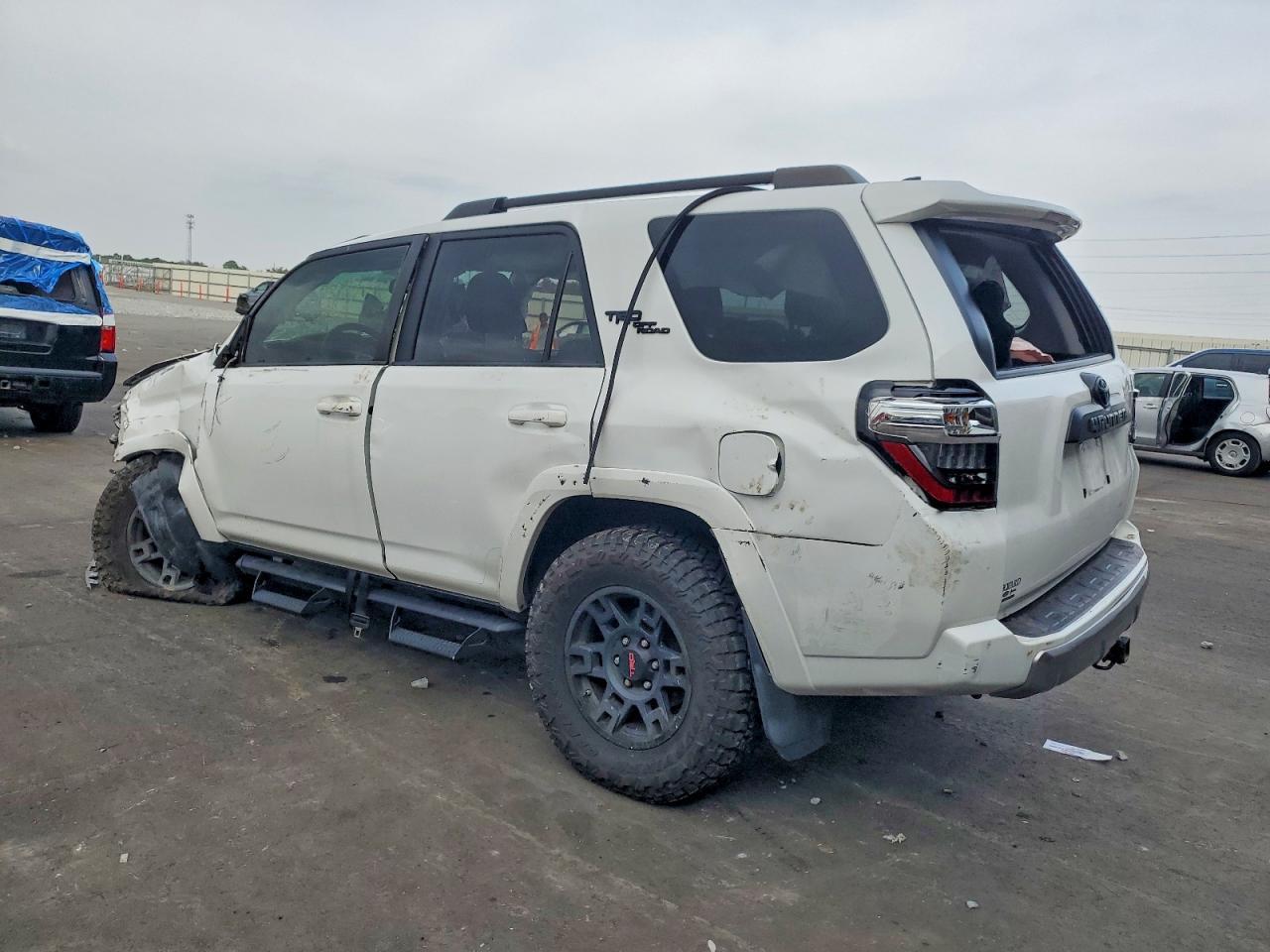2022 TOYOTA 4Runner