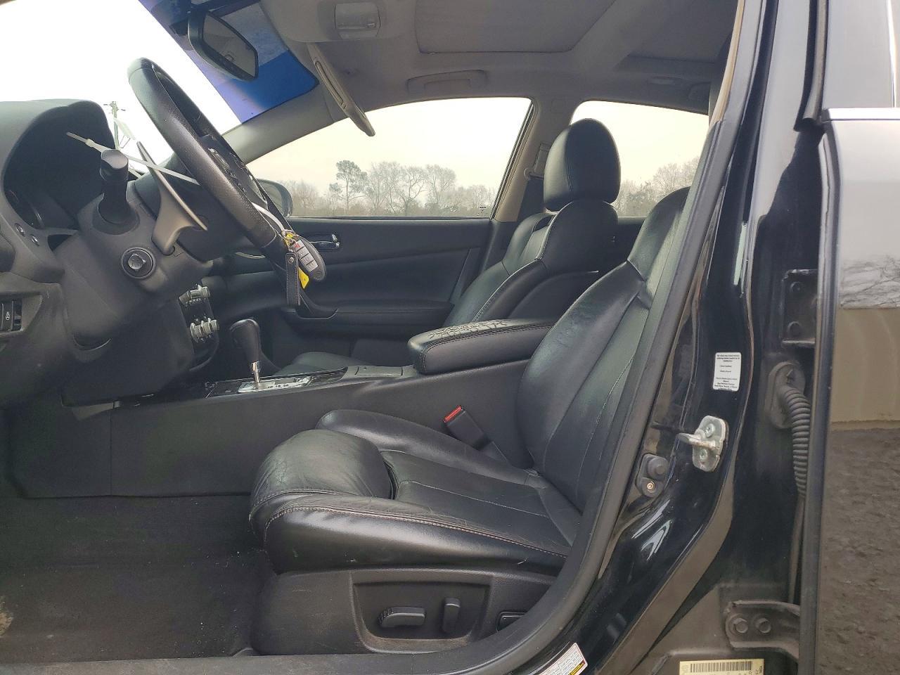 2012 NISSAN Maxima