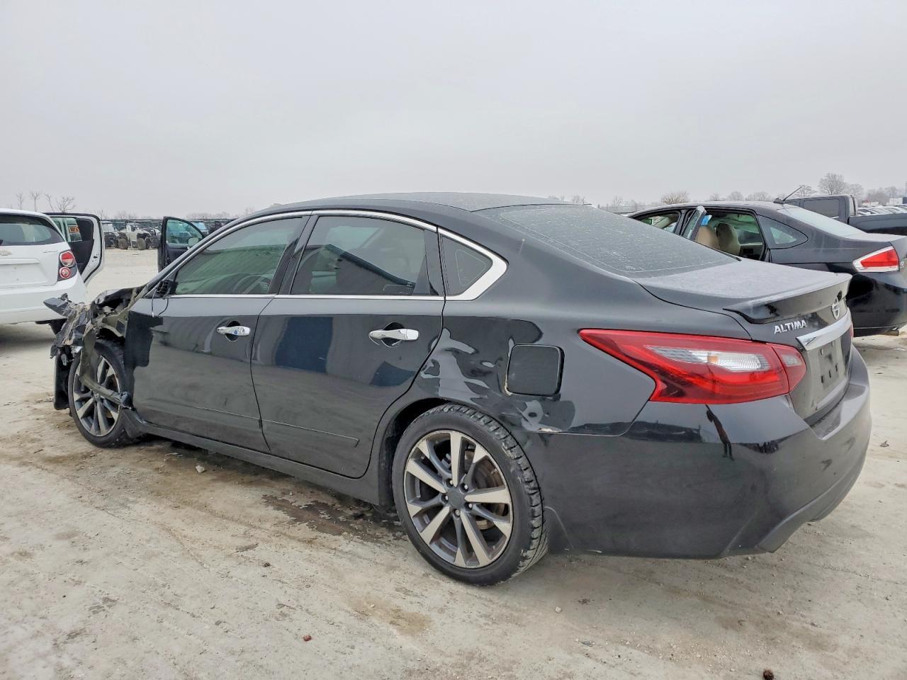 2017 NISSAN ALTIMA