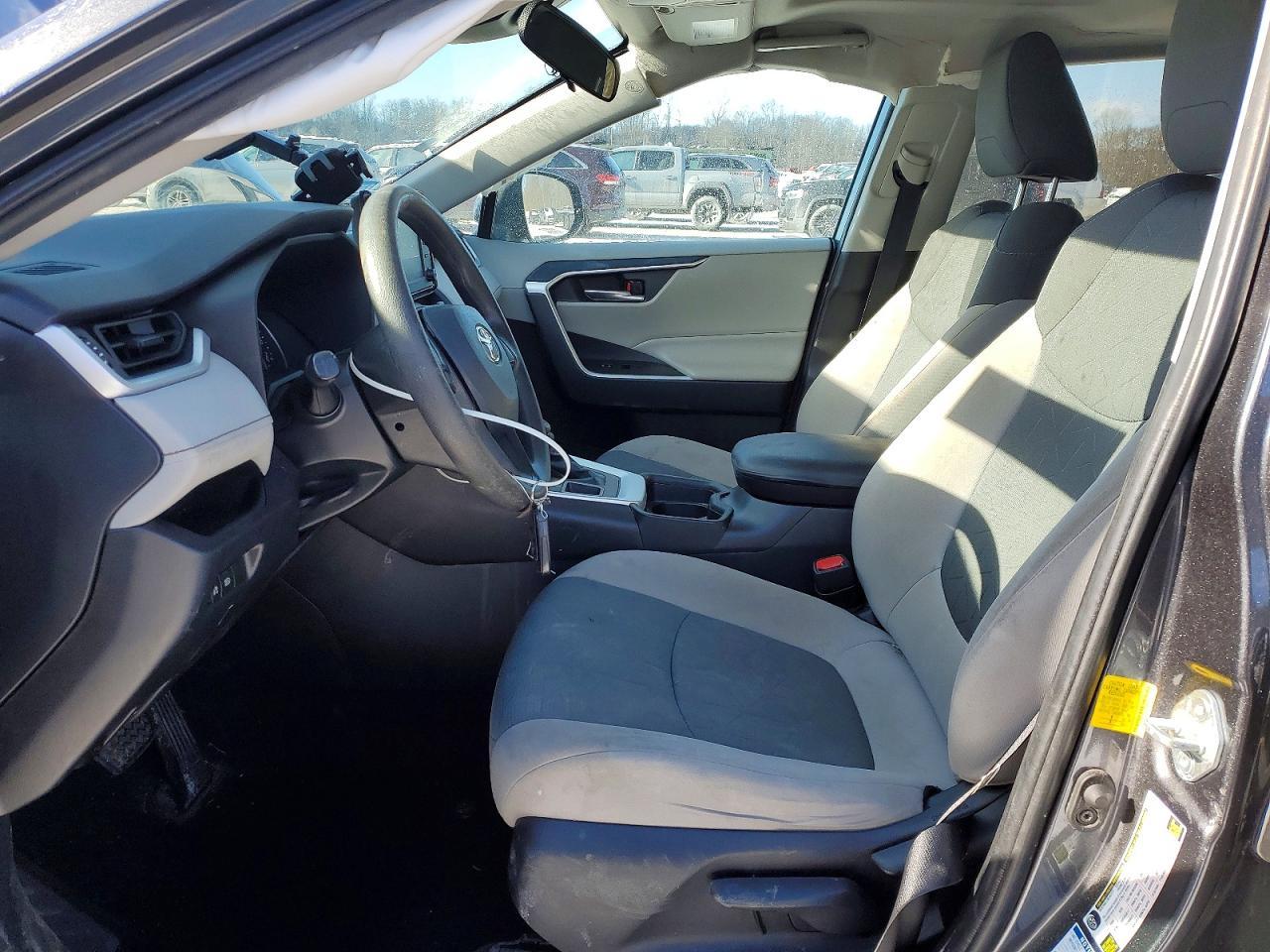 2019 TOYOTA RAV4