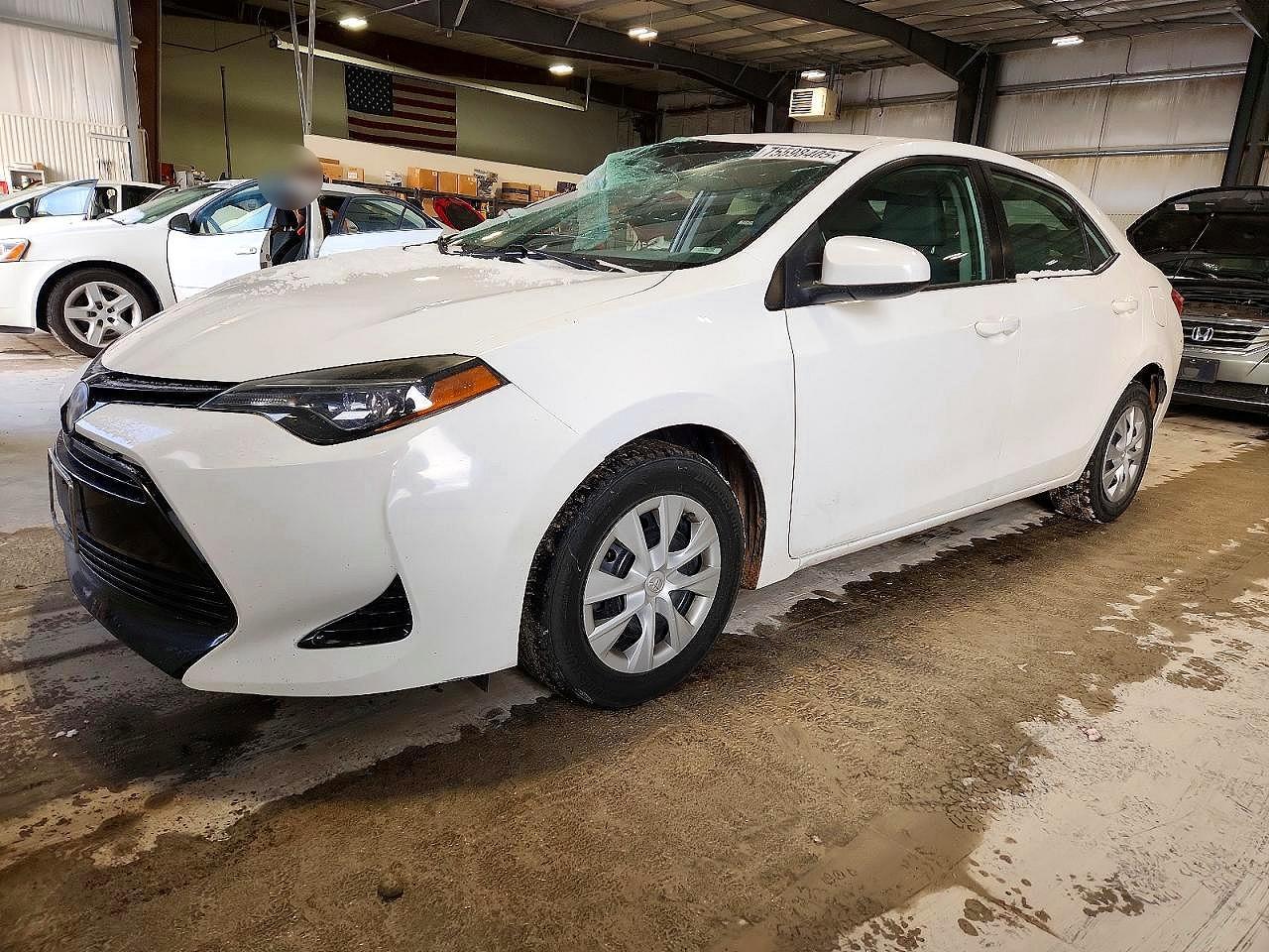 2017 TOYOTA COROLLA