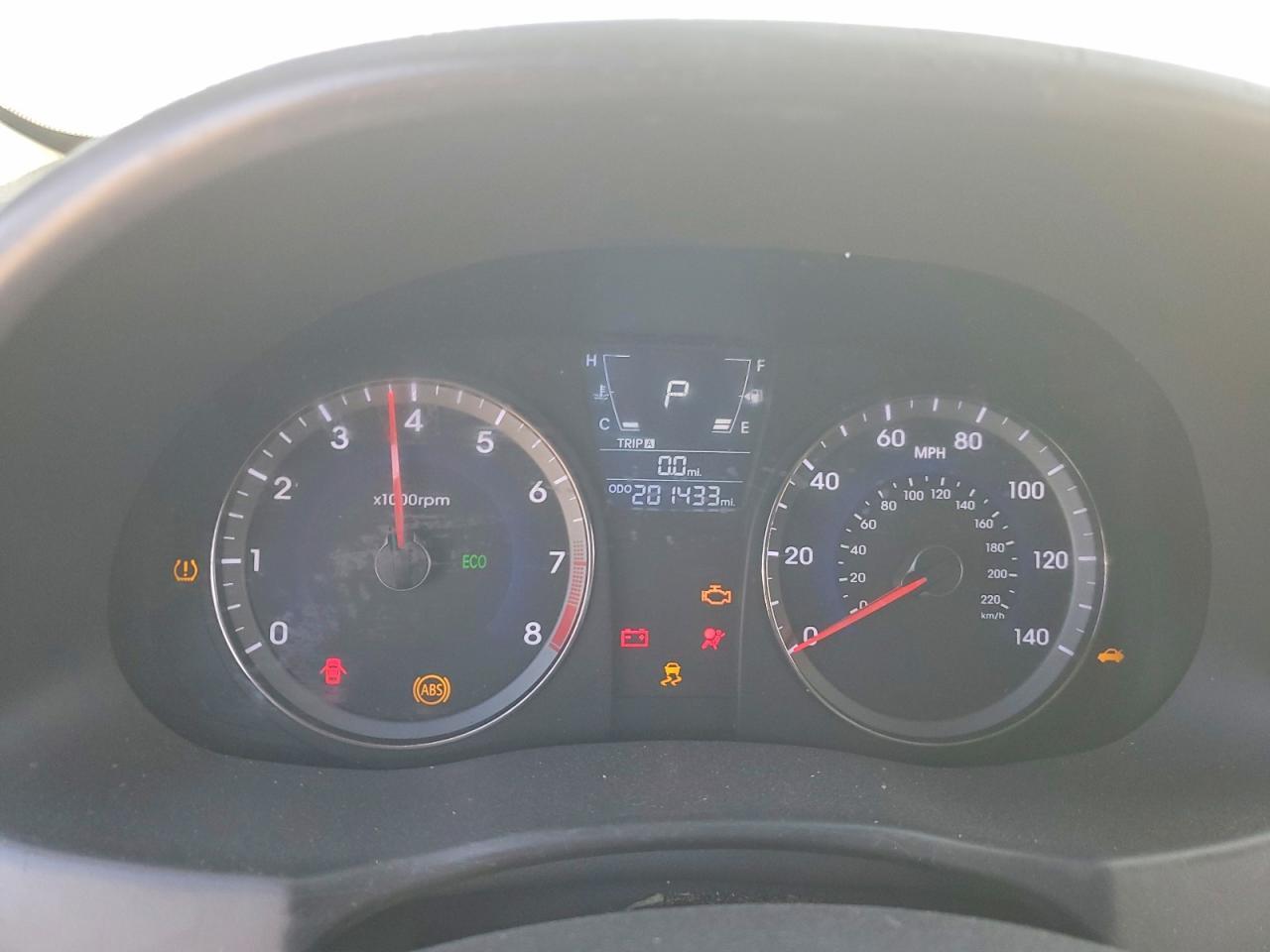 2013 HYUNDAI ACCENT
