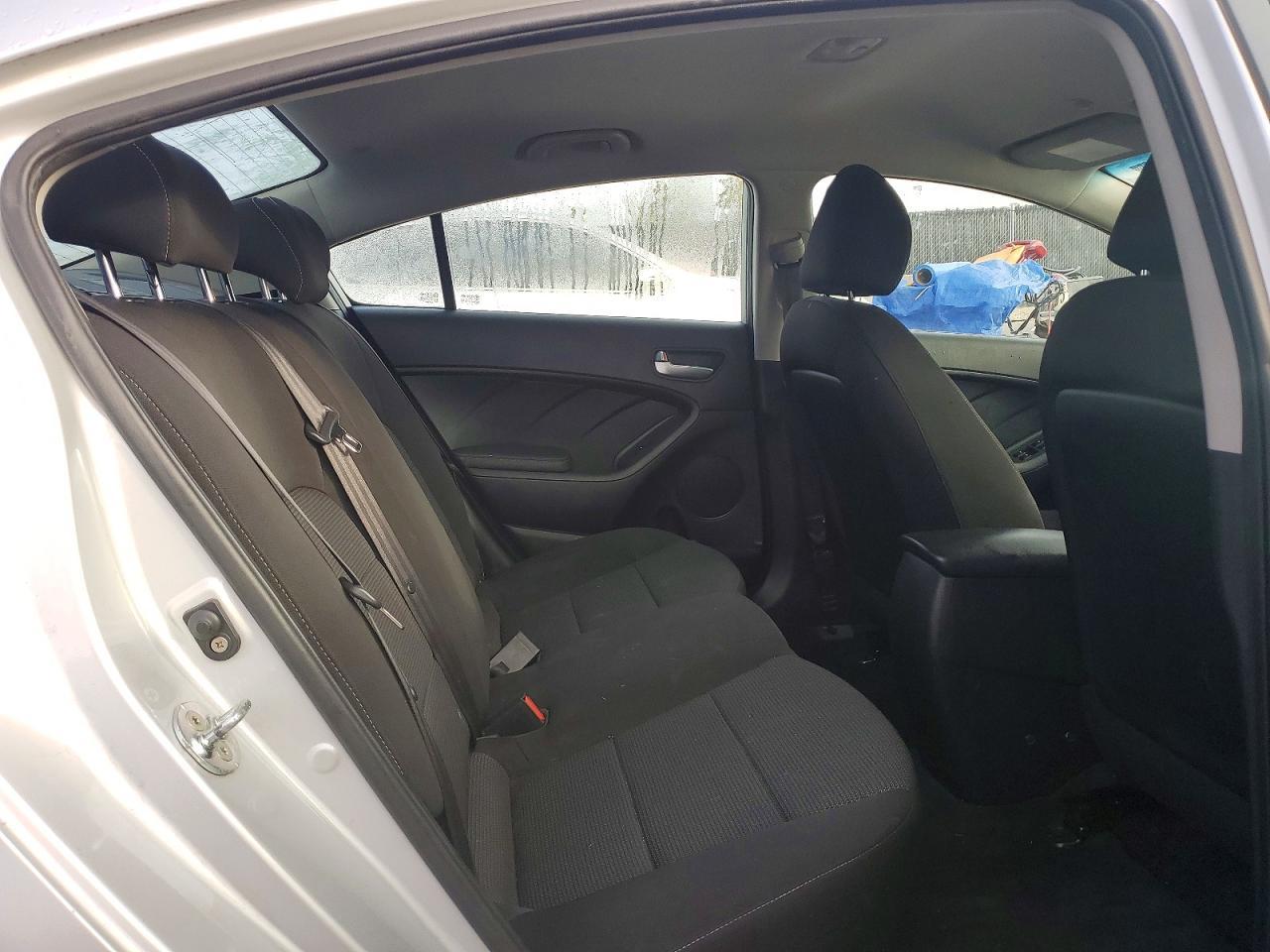 2017 KIA FORTE
