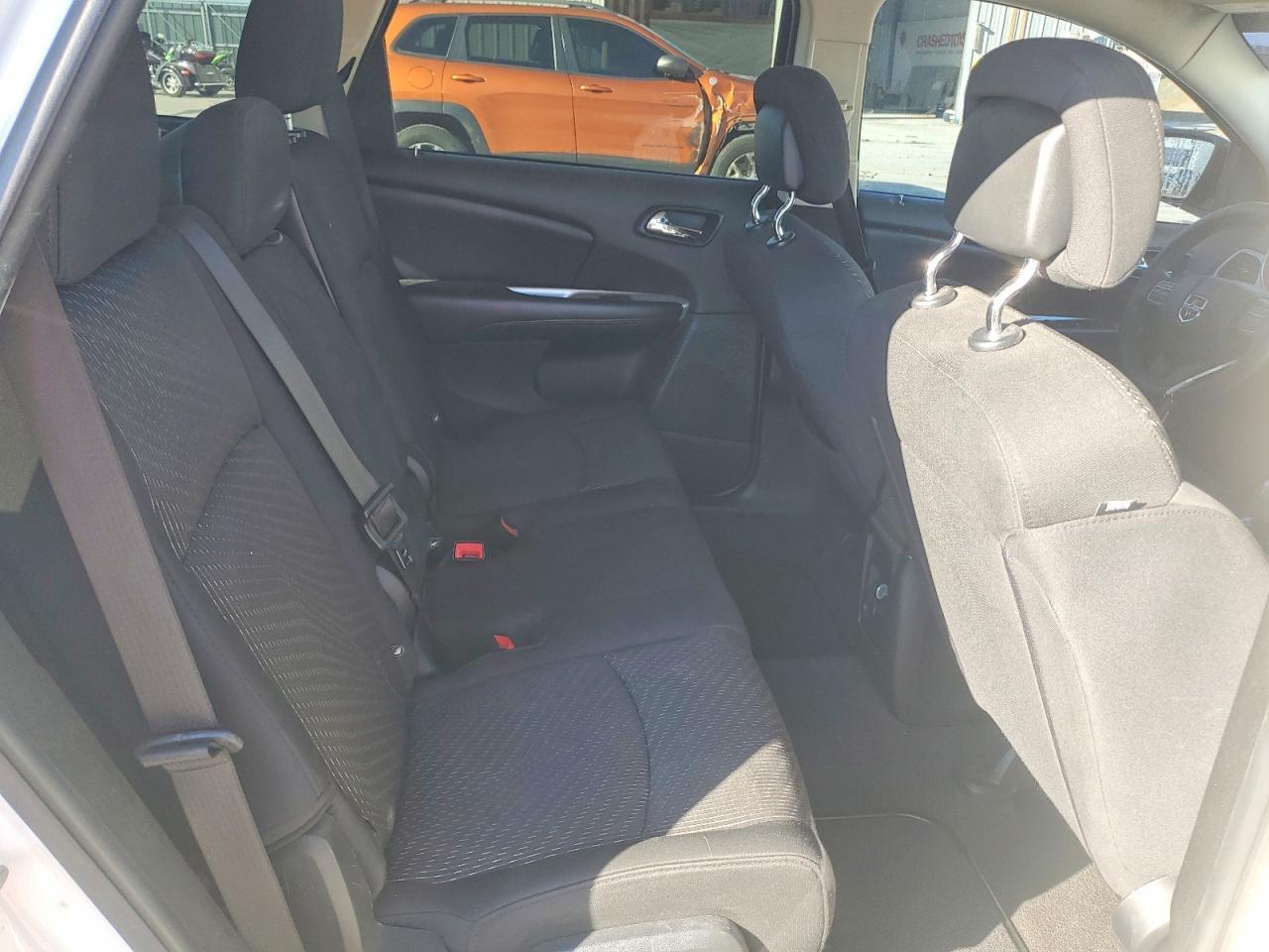 2011 DODGE JOURNEY