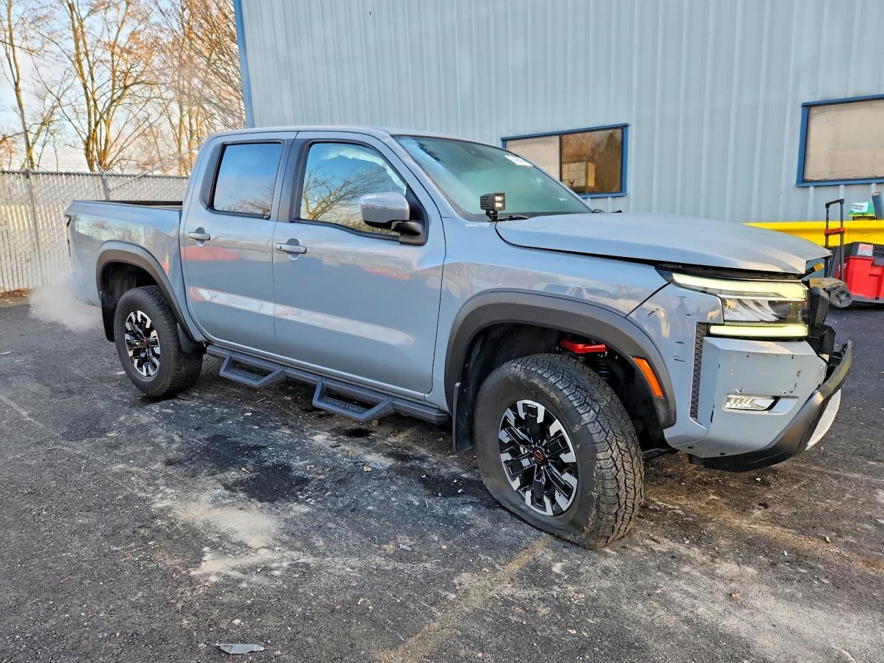 2024 NISSAN Frontier