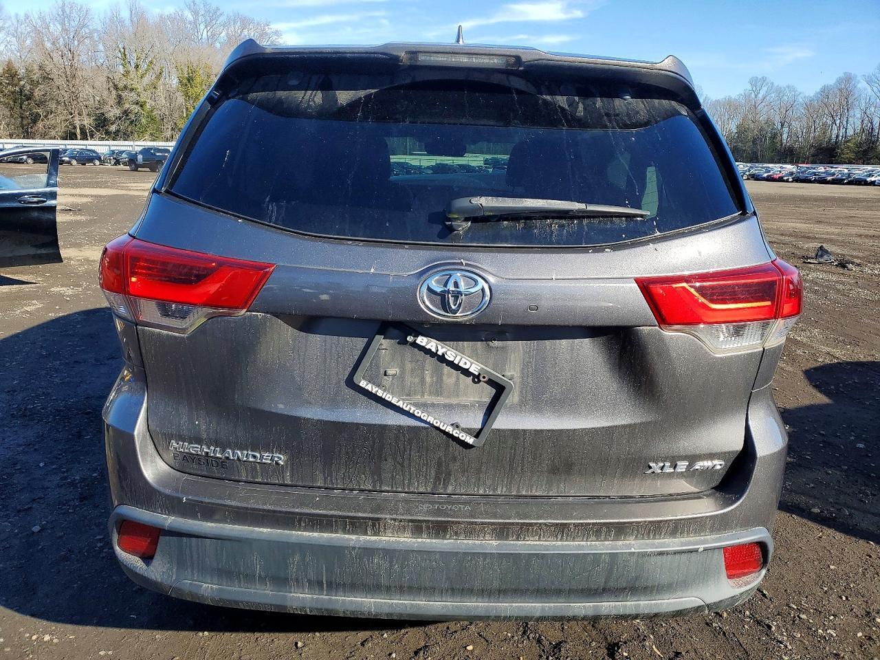 2017 TOYOTA HIGHLANDER