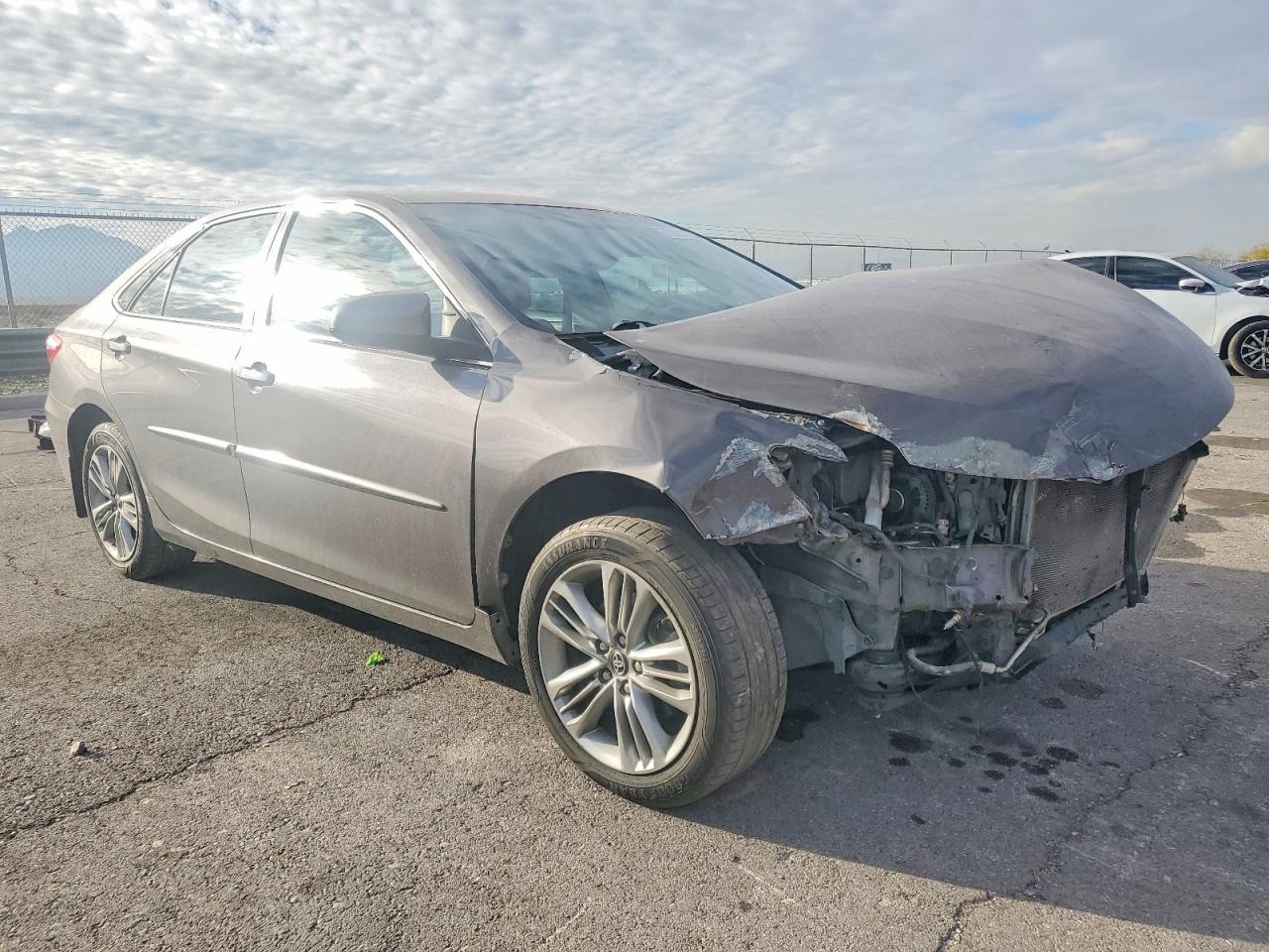 2016 TOYOTA CAMRY