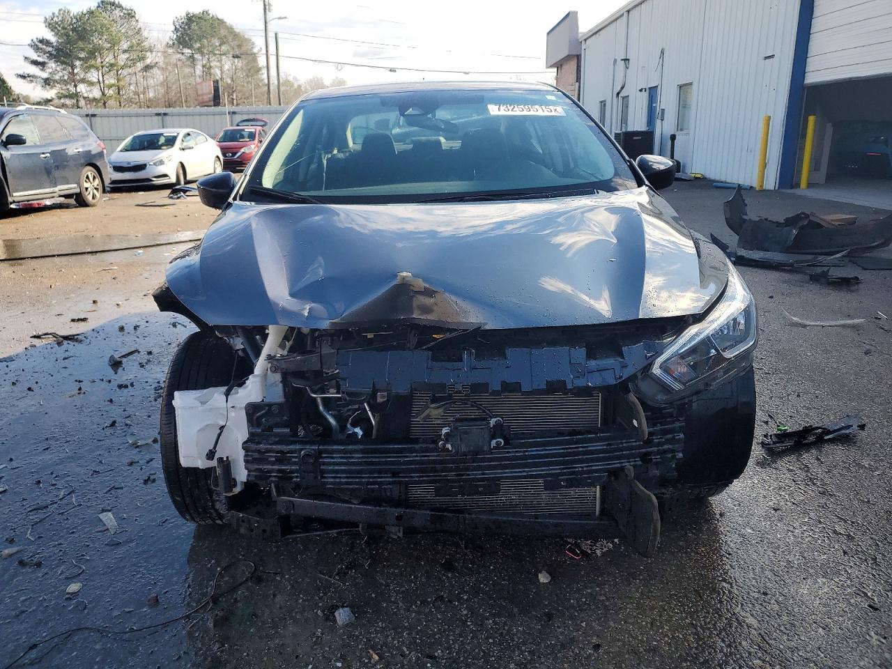 2024 NISSAN VERSA