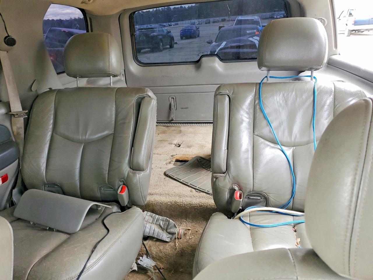 2003 CHEVROLET Tahoe