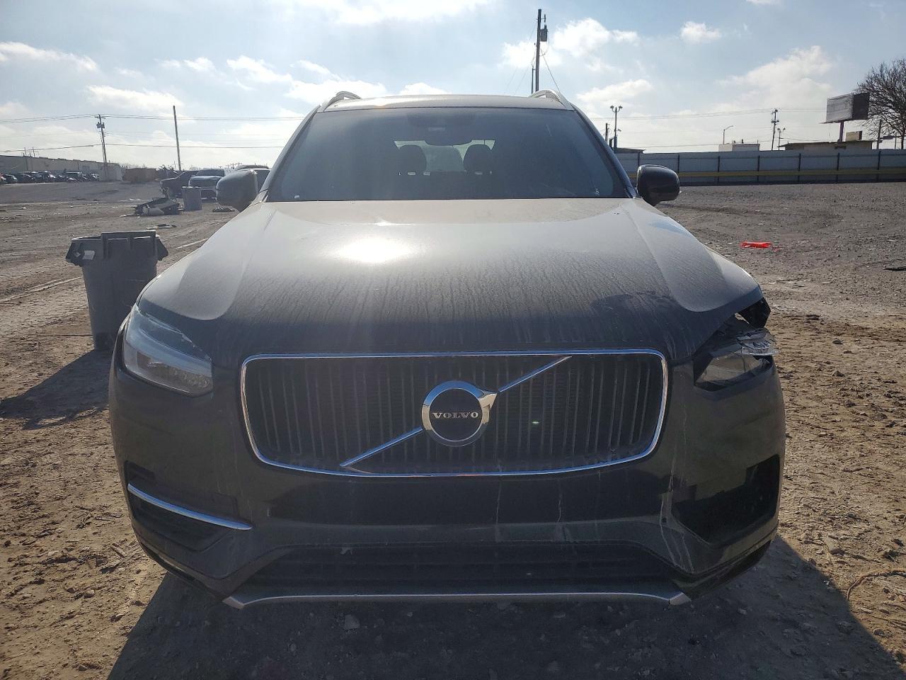 2019 VOLVO XC90