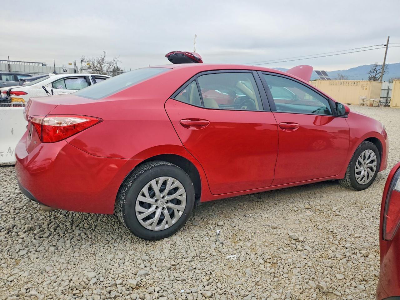 2017 TOYOTA COROLLA