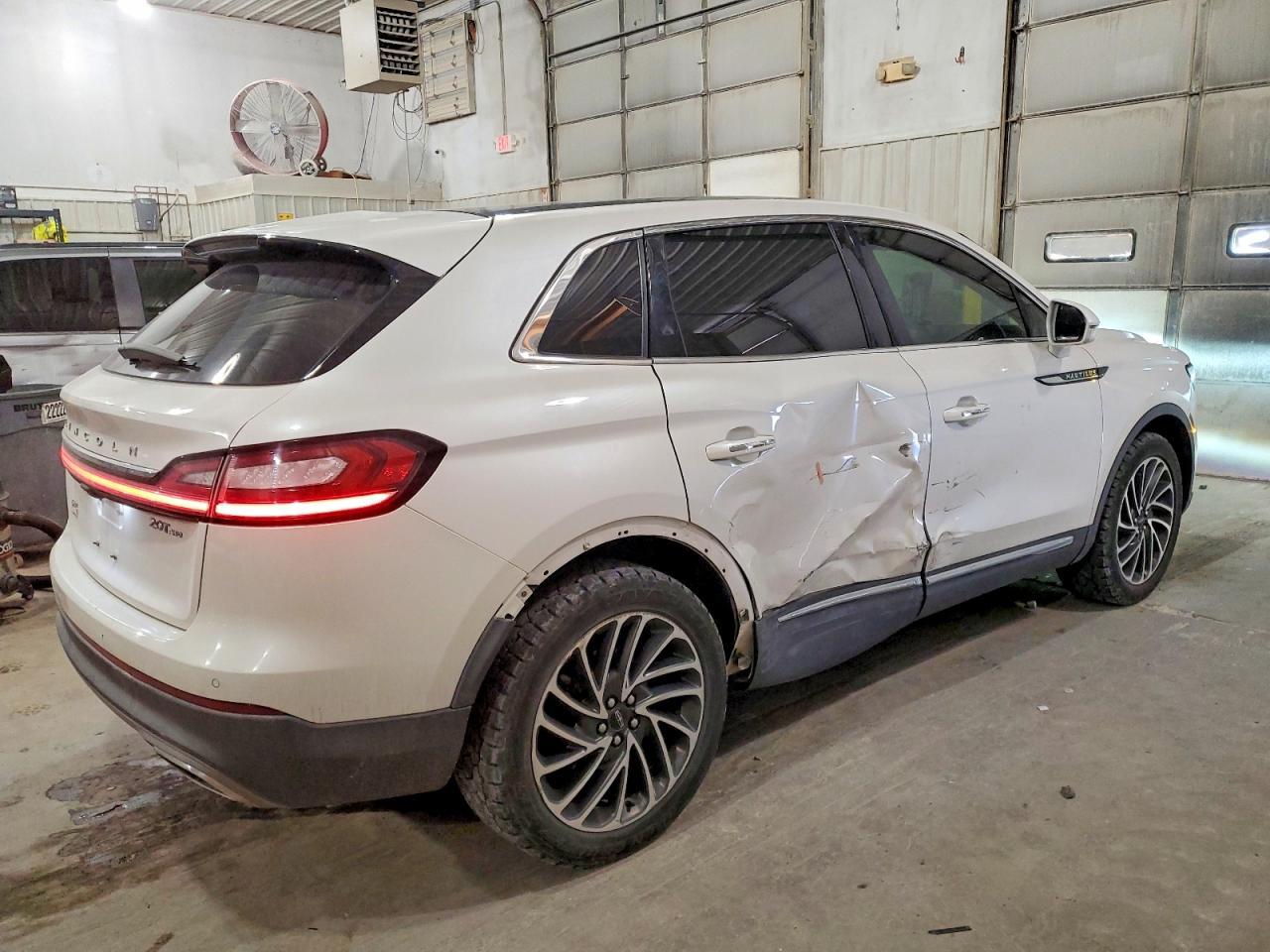 2019 LINCOLN Nautilus