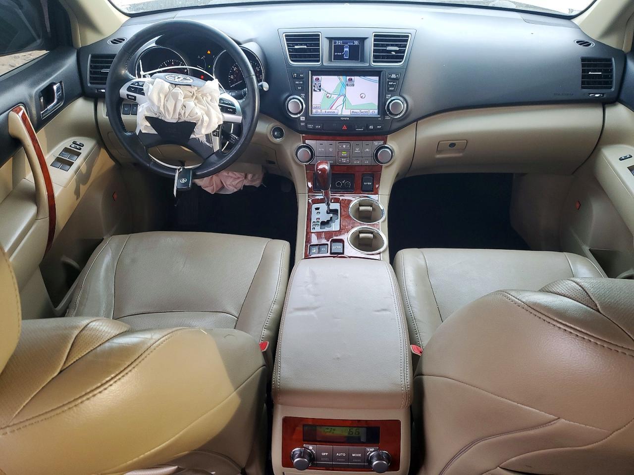 2012 TOYOTA HIGHLANDER