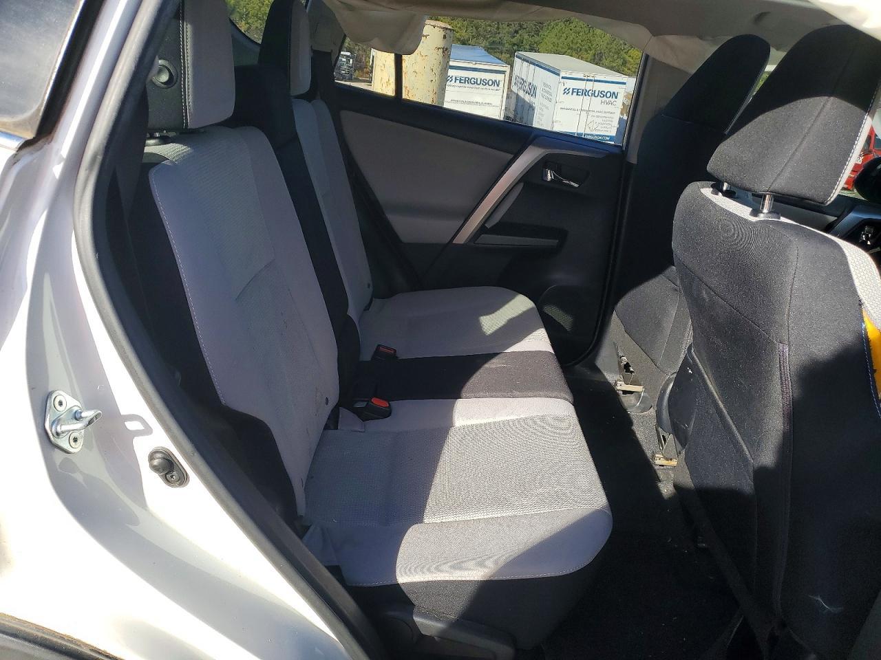2016 TOYOTA RAV4