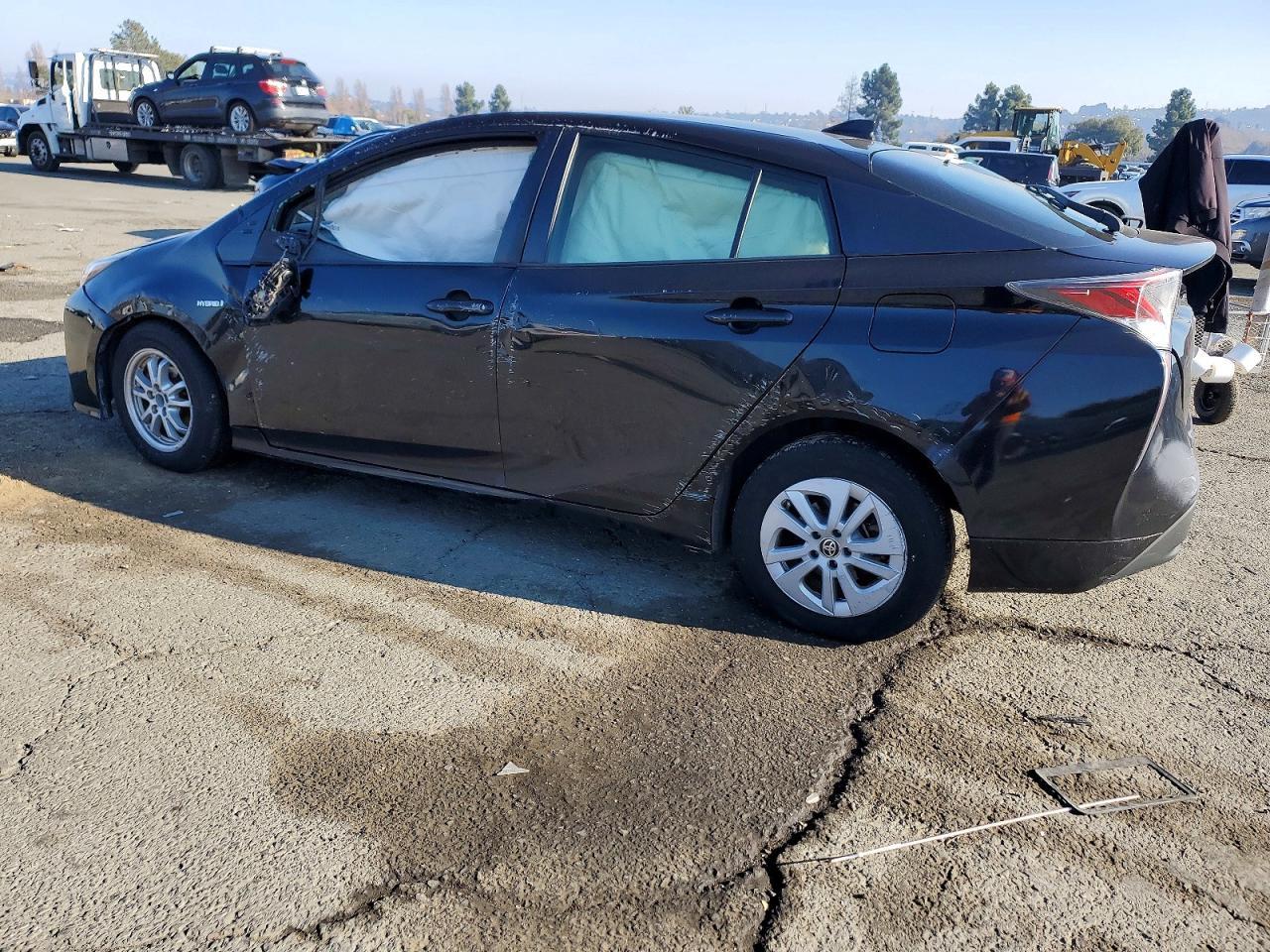 2016 TOYOTA PRIUS