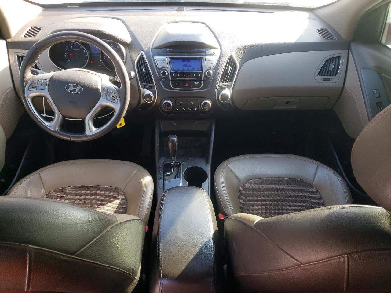 2012 HYUNDAI TUCSON