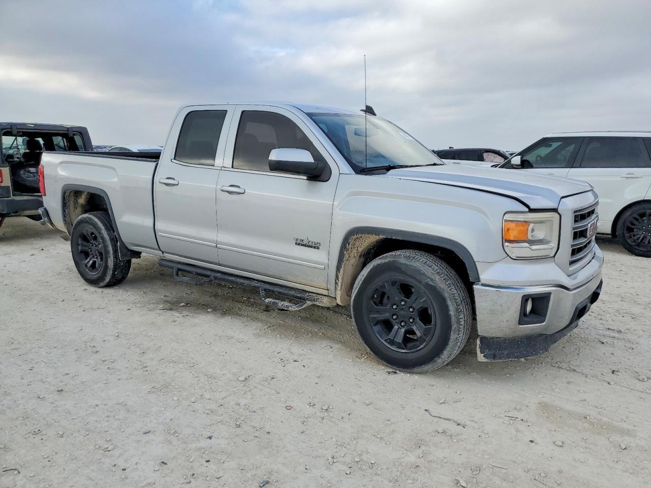 2015 GMC Sierra