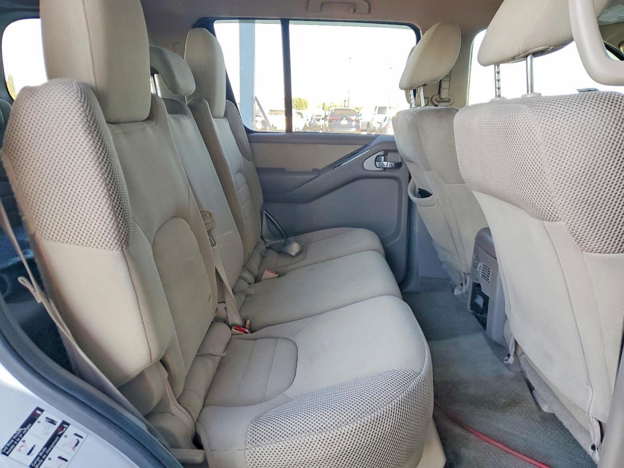 2012 NISSAN PATHFINDER