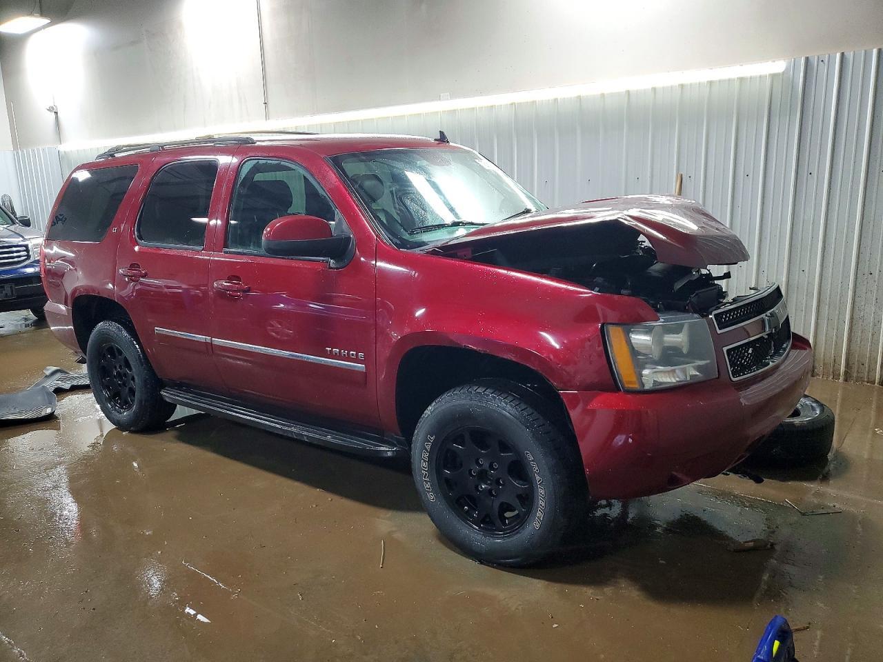 2011 CHEVROLET Tahoe