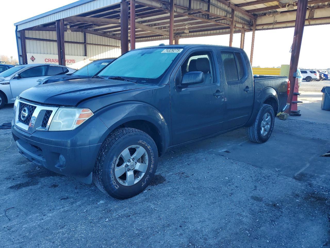 2012 NISSAN Frontier