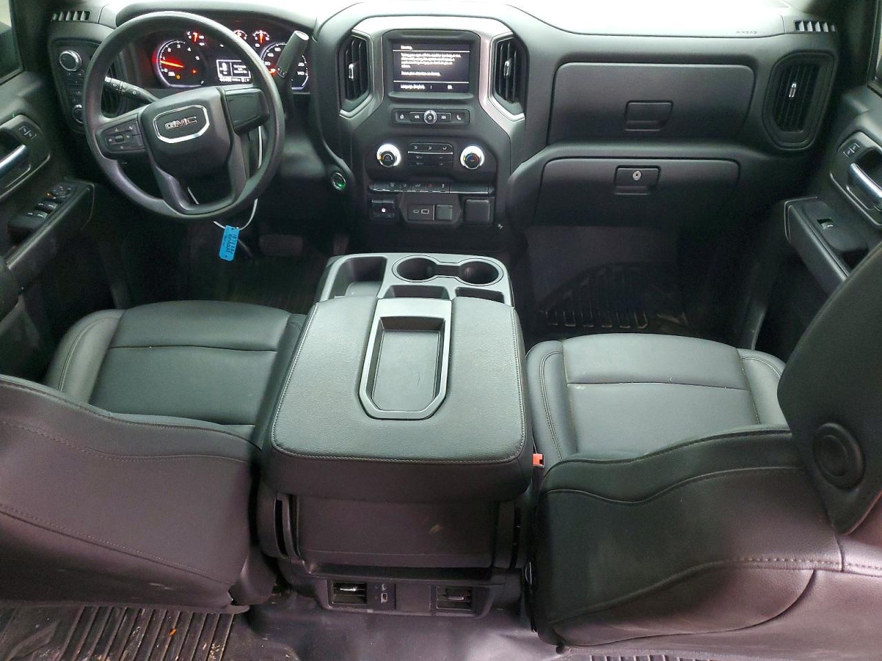 2025 GMC Sierra