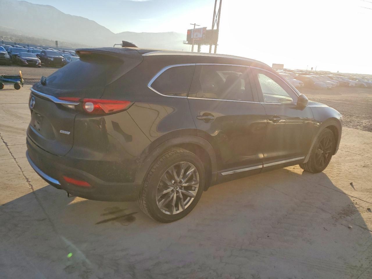 2017 MAZDA CX-9