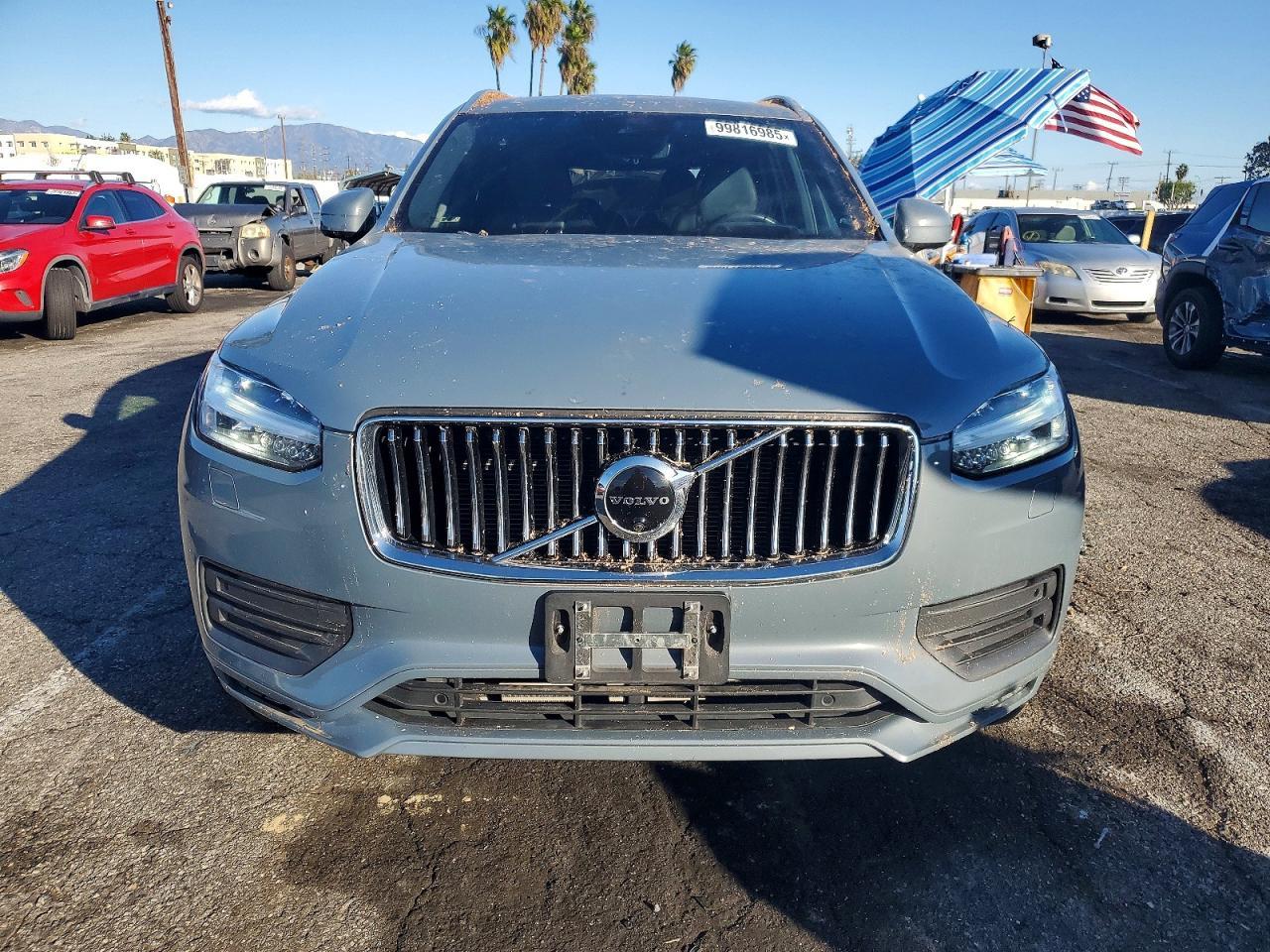 2020 VOLVO XC90