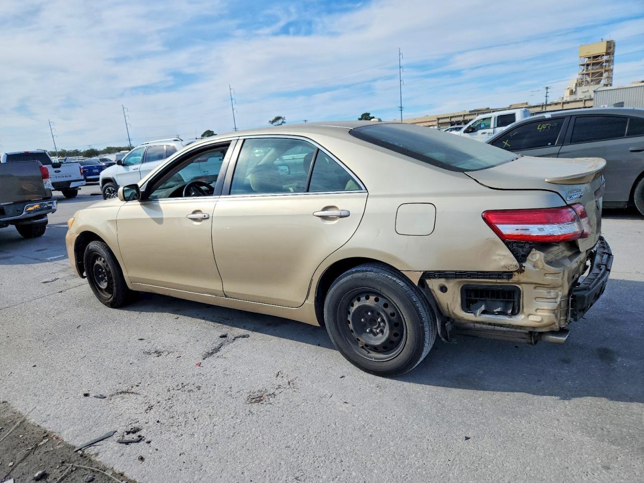 2010 TOYOTA CAMRY