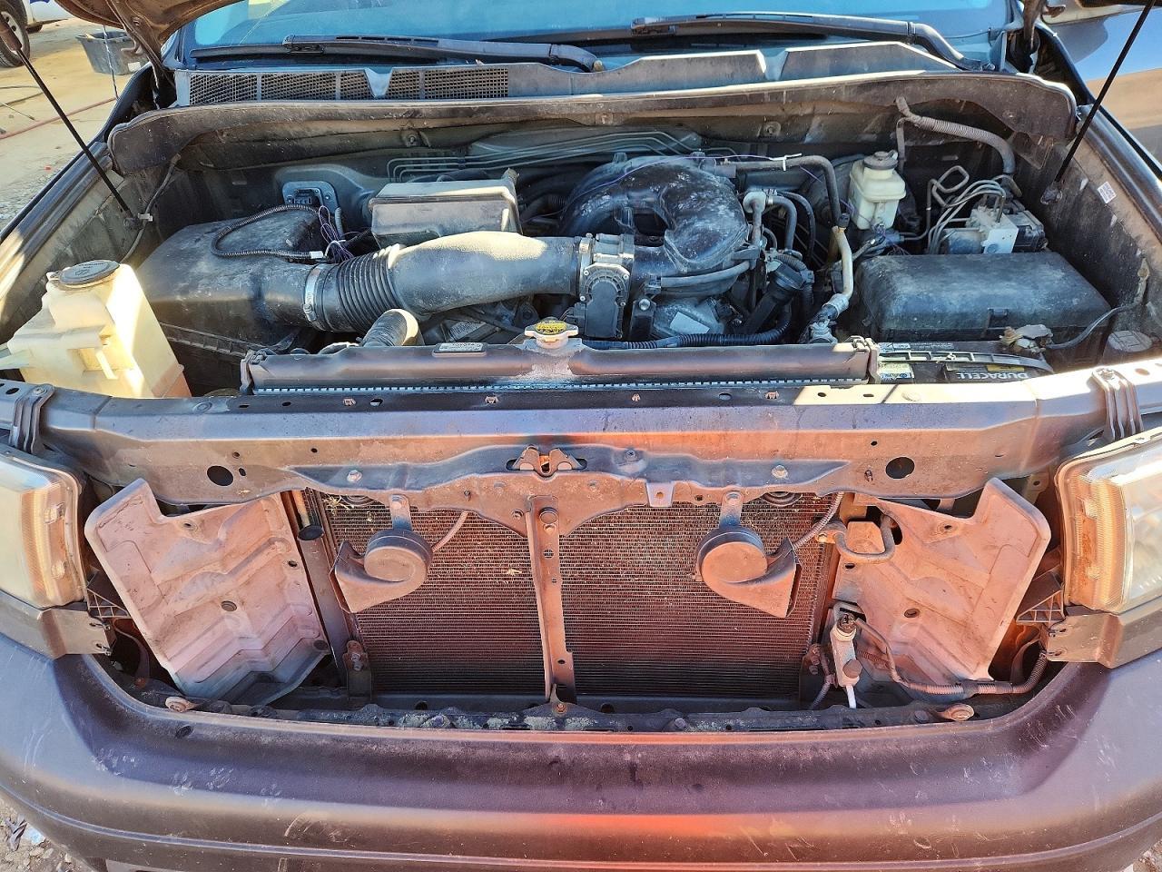 2011 TOYOTA TUNDRA