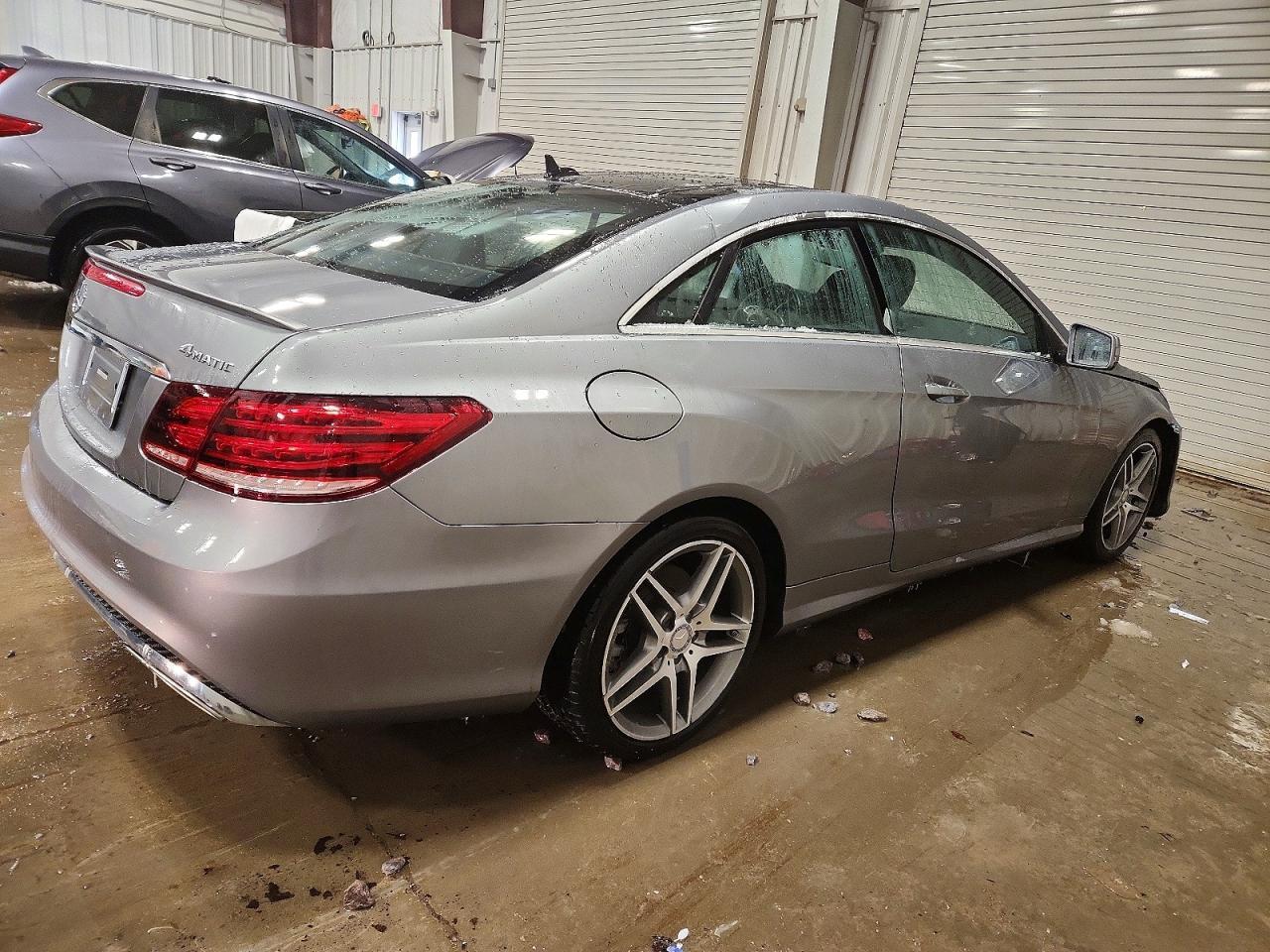 2016 MERCEDES-BENZ E-Class