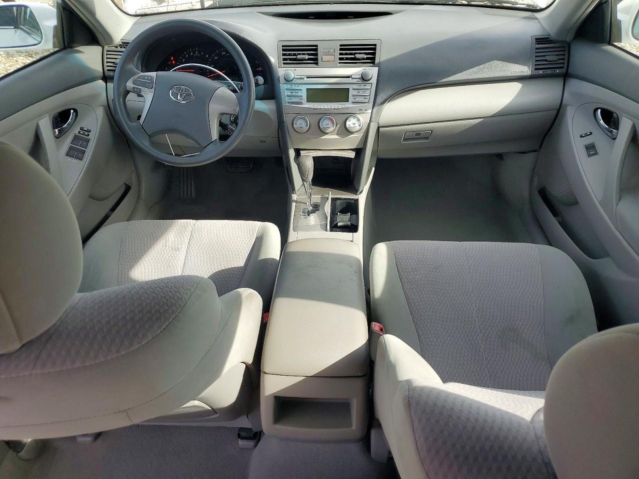 2010 TOYOTA CAMRY