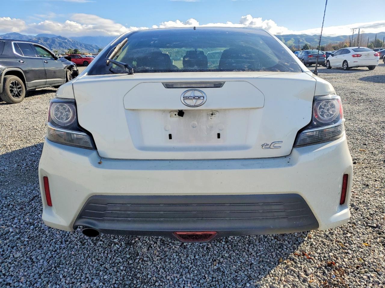 2016 TOYOTA SCION
