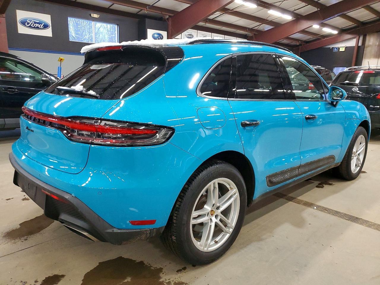 2022 PORSCHE Macan