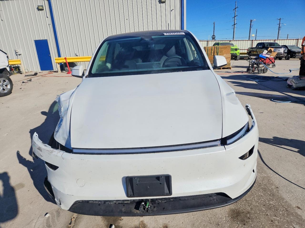 2026 TESLA MODEL Y