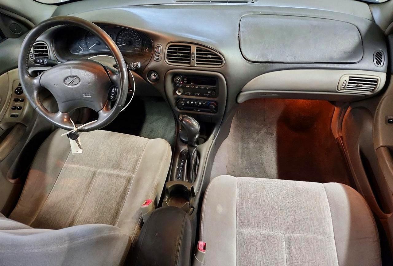2002 OLDSMOBILE Intrigue