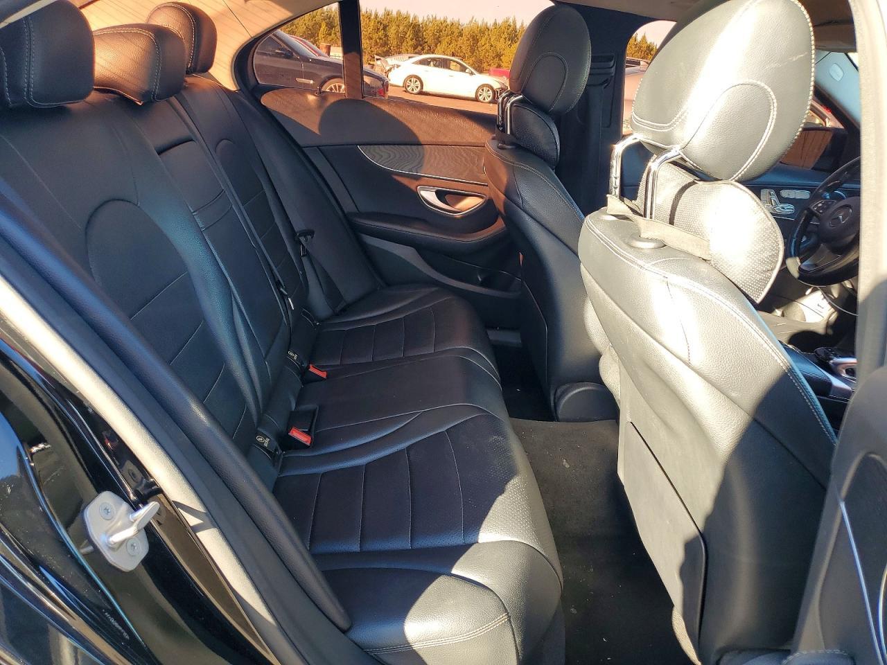 2016 MERCEDES-BENZ C-CLASS