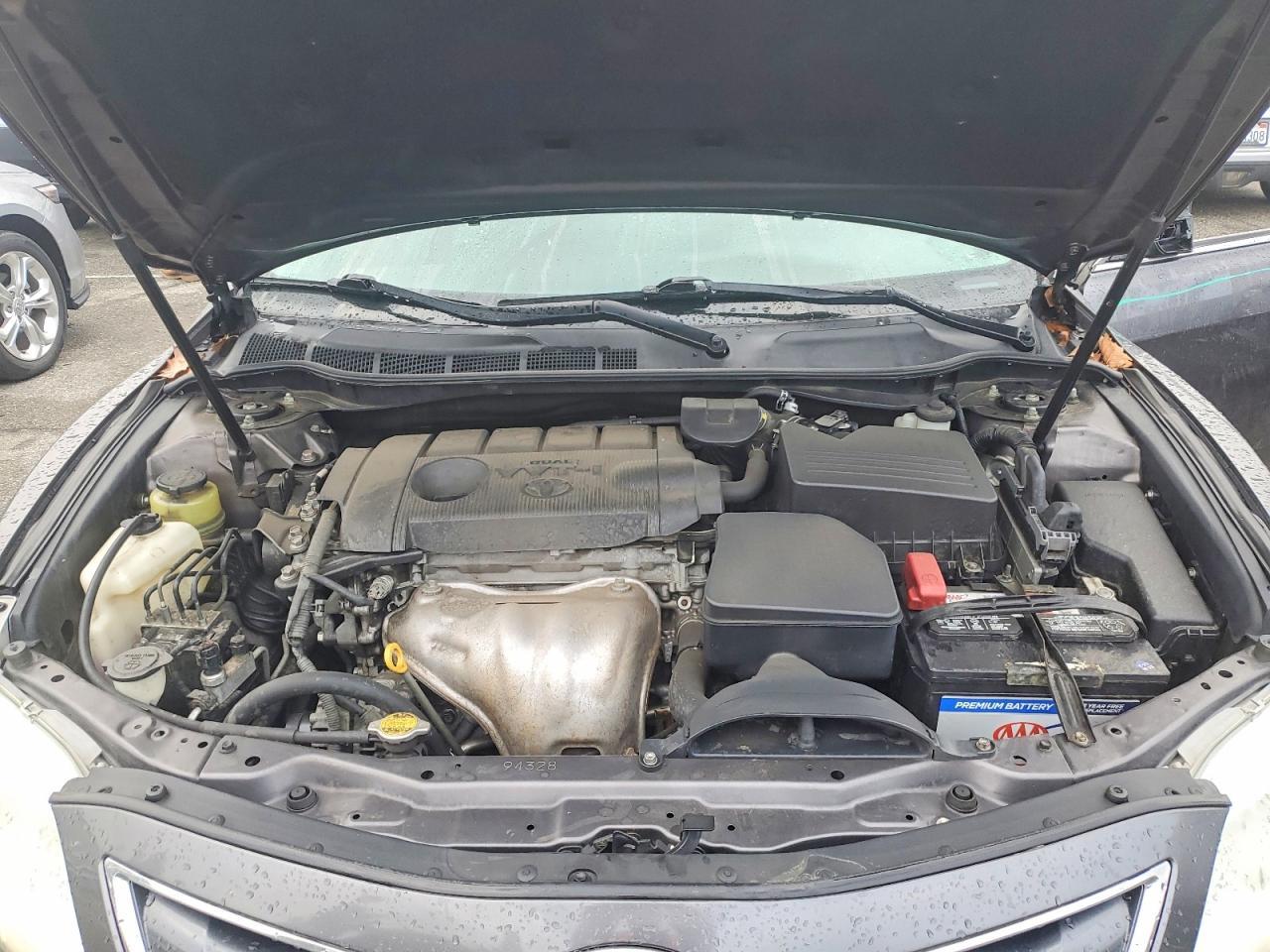 2011 TOYOTA CAMRY